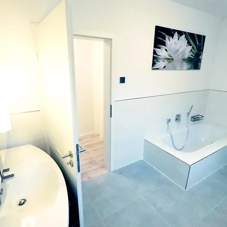 Apartment 3-zimmer 84qm Mit Separatem Eingang Fulda