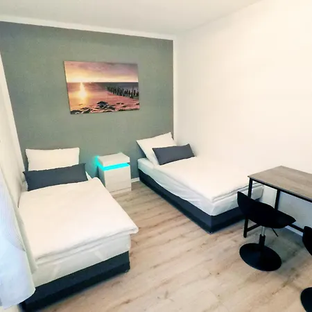 3-zimmer 84qm Mit Separatem Eingang Apartman *