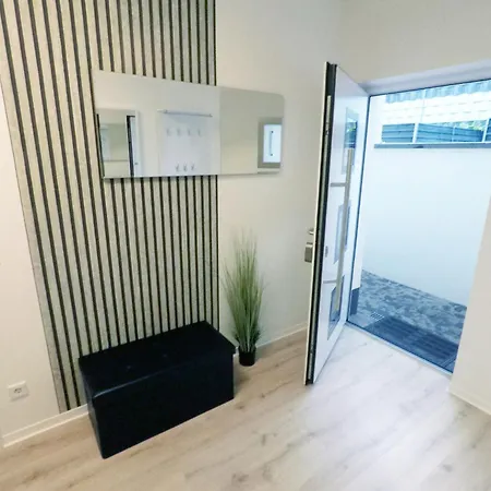 3-zimmer 84qm Mit Separatem Eingang Apartment