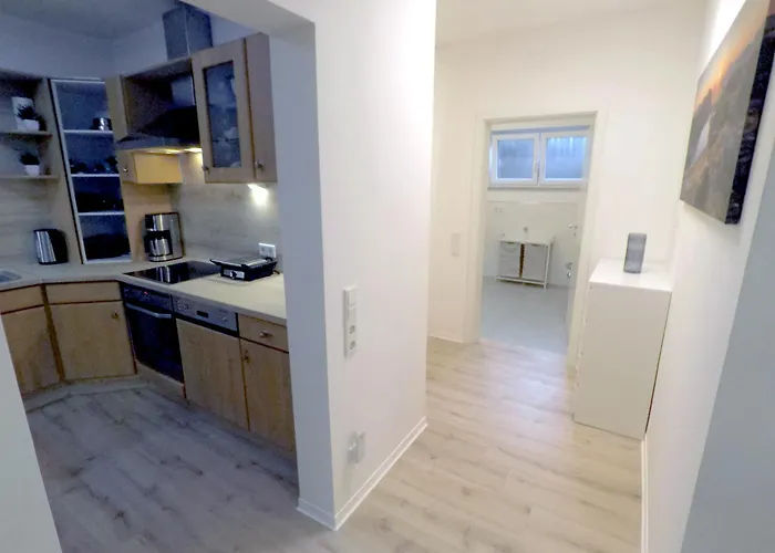 3-zimmer 84qm Mit Separatem Eingang Appartement *